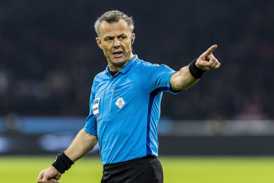 City/PSG - Kuipers arbitre du match, peu de cartons et le 1-4 face à Barcelone