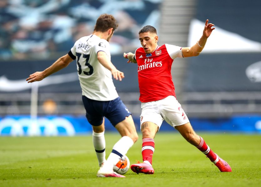 Mercato - Le PSG favori pour le transfert de Bellerin, assure l'Independent  