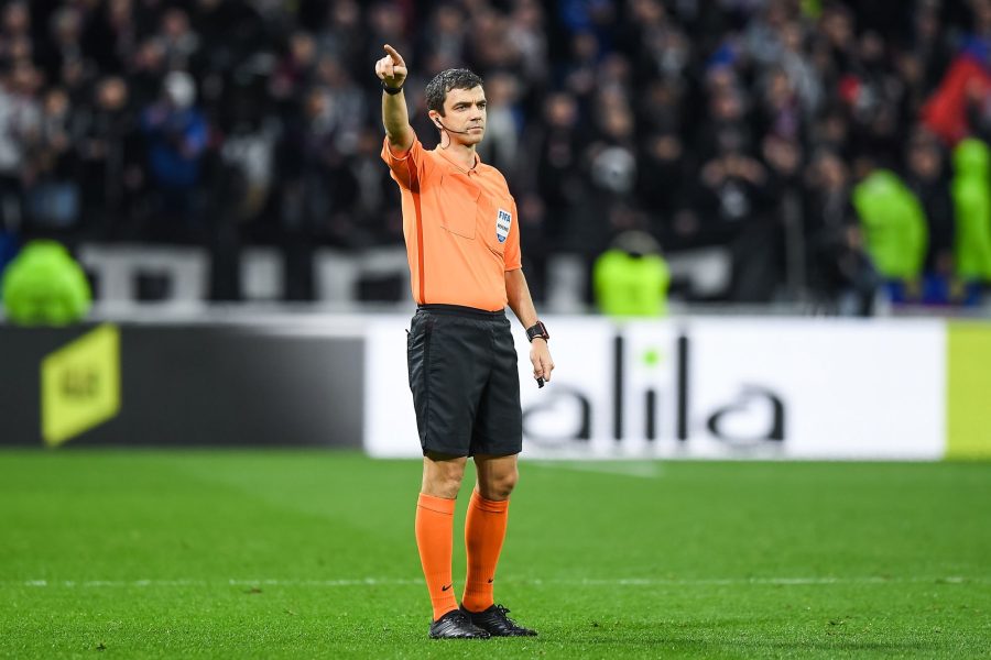 Bordeaux/PSG - Schneider arbitre du match, attention aux jaunes et penaltys