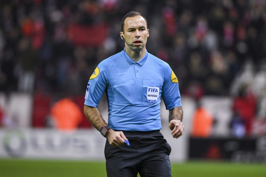 Nantes/PSG - Léonard arbitre du match, peu de cartons jaunes mais des rouges