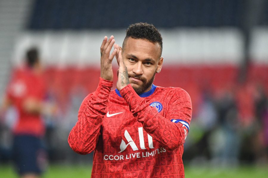 Officiel - Le PSG "soutient fermement" Neymar, "victime d'insultes racistes par un joueur adverse"