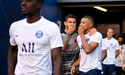 Hernandez assure ne pas avoir "parlé sérieusement" du PSG avec Mbappé