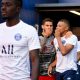 Hernandez assure ne pas avoir "parlé sérieusement" du PSG avec Mbappé