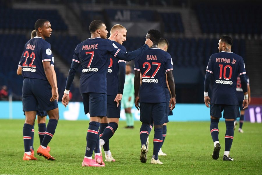 PSG/Angers - Galli félicite les Parisiens pour le large victoire malgré un "presque huis clos"