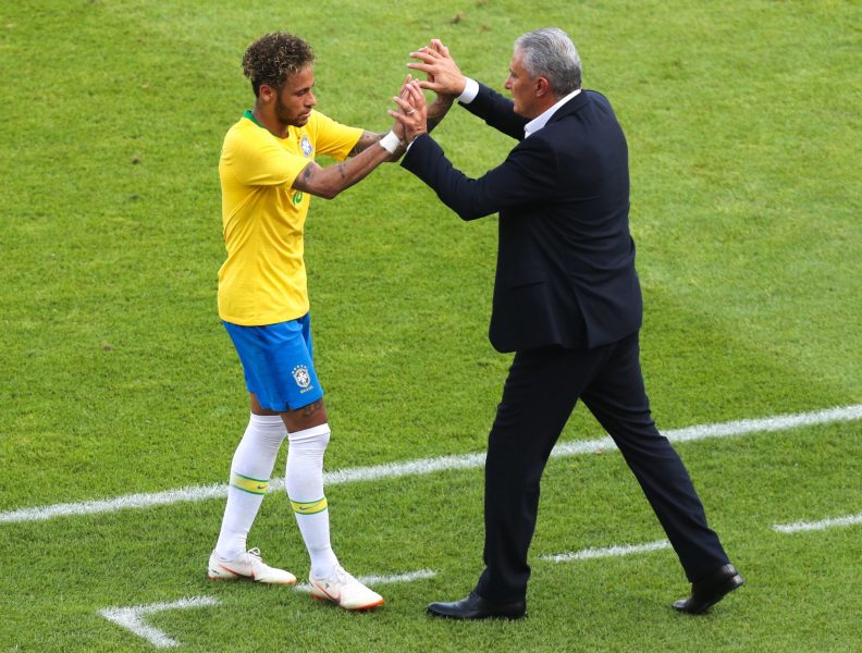 Tite évoque une « inquiétude » à propos de Neymar