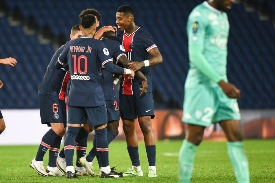 Revivez la victoire du PSG contre Angers au plus près des joueurs parisiens