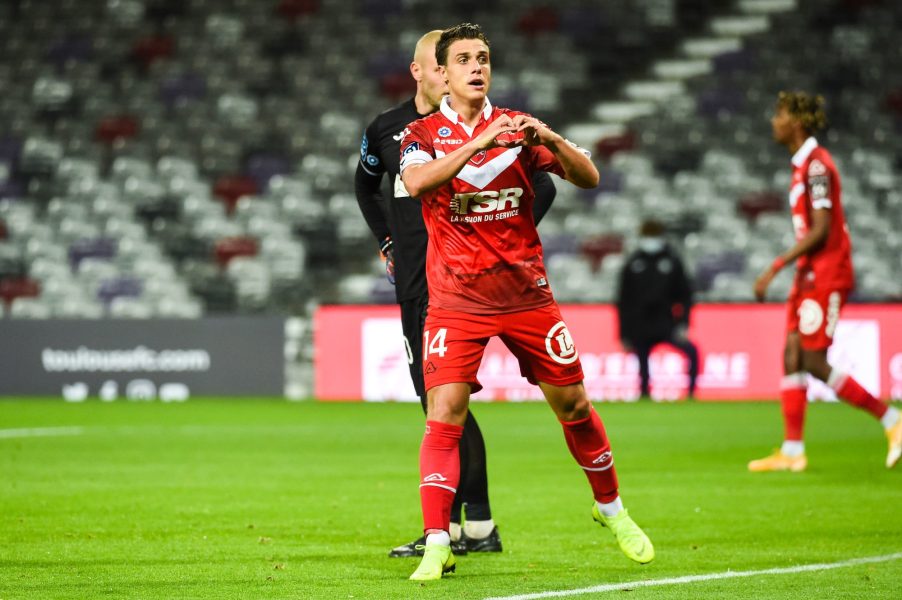 Valenciennes propose Cuffaut au PSG "200 millions, pas moins"