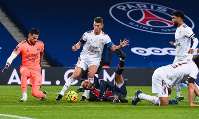 Koscielny souligne que le PSG "pense à Manchester, c'est important pour eux"