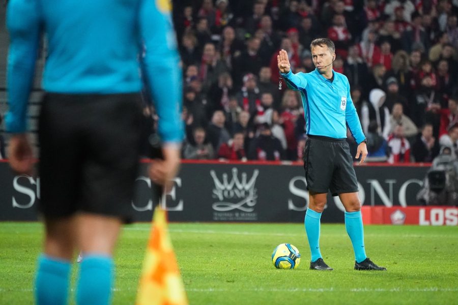 PSG/Lorient - Hamel désigné arbitre du match, beaucoup de cartons et de penaltys