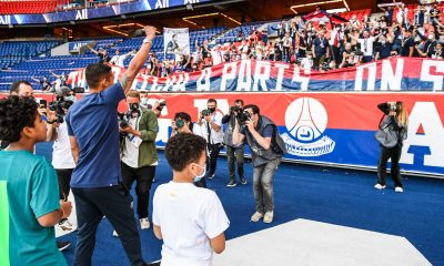 Thiago Silva envoie un message aux supporters du PSG "Vous avez été incroyables"