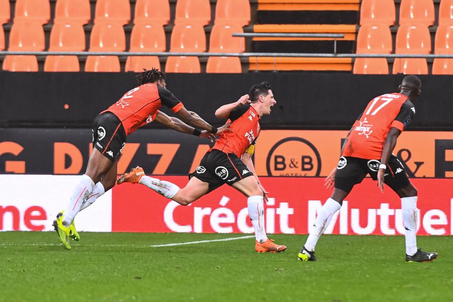 Lorient/PSG - Abergel souligne le collectif lorientais et évoque le "rêve" accompli