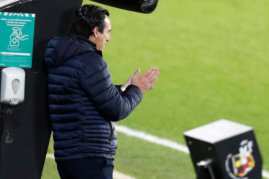 Emery souligne "avec Messi, le PSG met la touche finale pour former une équipe imbattable."