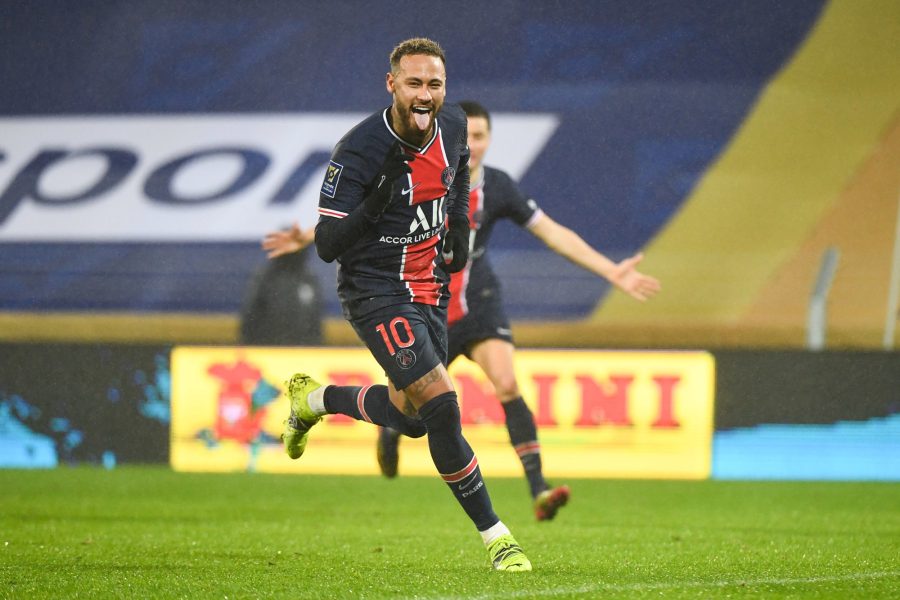 Neymar, le plus grand du PSG «dans le football moderne», selon Rouyer  