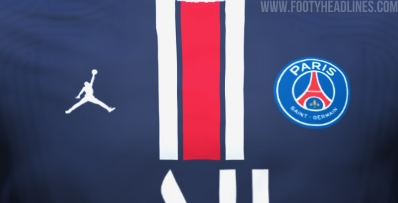 Fooyt Headlines publie des images du maillot domicile du PSG pour la saison 2021-2022