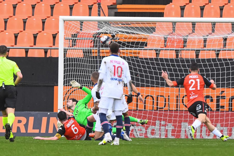 Les images du PSG ce dimanche: Défaite à Lorient et vidéo souvenir du dernier match de Beckham