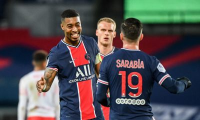 Revivez la victoire du PSG contre Nîmes au plus près des joueurs