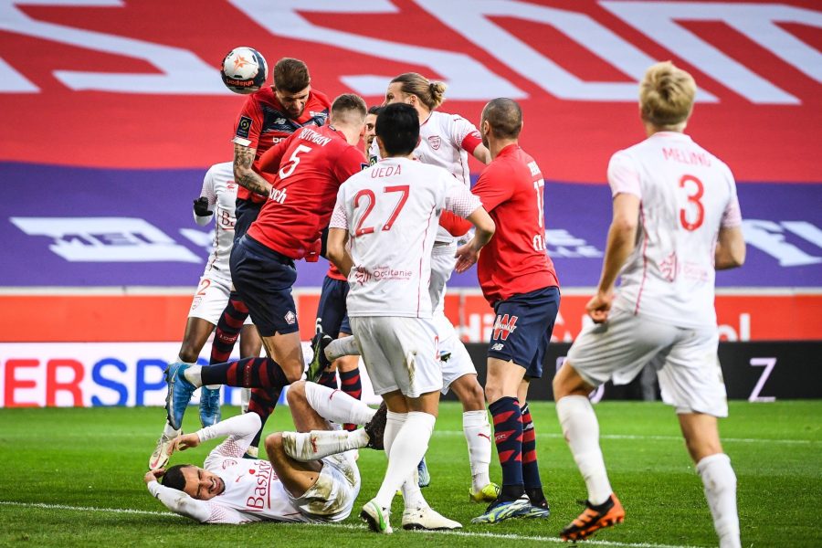 Ligue 1 - Lille s'incline contre Nîmes, le PSG et Lyon peuvent être premiers