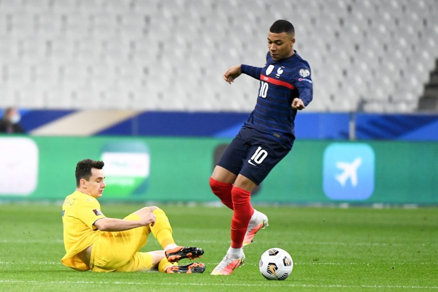 France/Ukraine Deschamps évoque le match raté de Mbappé, "des choix" à mieux faire