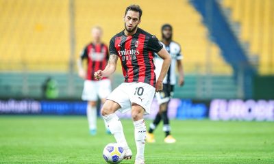 Mercato - Calhanoglu, le PSG annoncé parmi les clubs intéressés