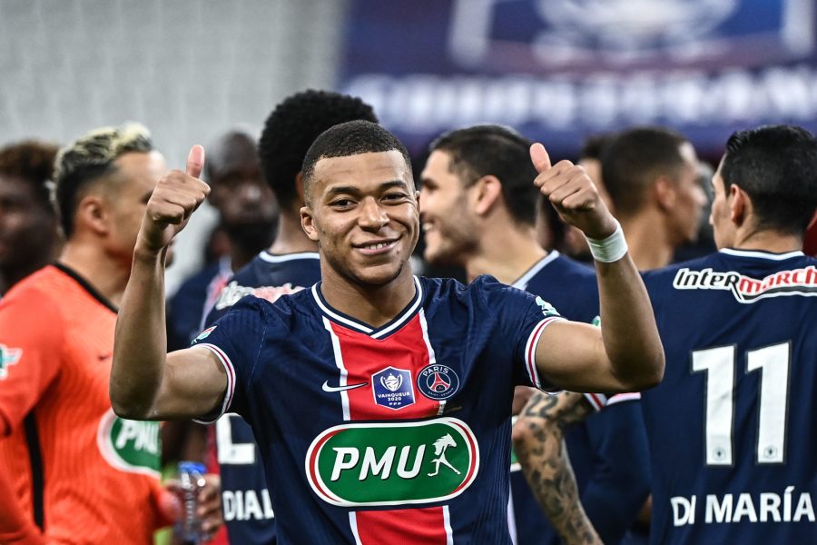 Mbappé sera «le meilleur joueur du monde dans peu de temps», selon Hernandez