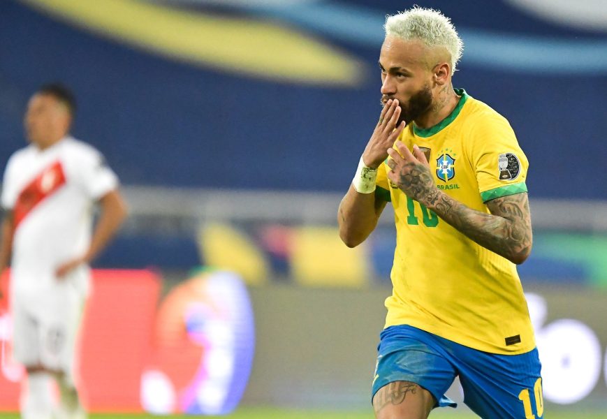 Brésil/Pérou - Neymar marque encore lors de la large victoire brésilienne