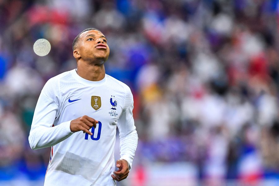 Mbappé «est déjà exceptionnel» mais «doit maintenant devenir magique», selon Desailly