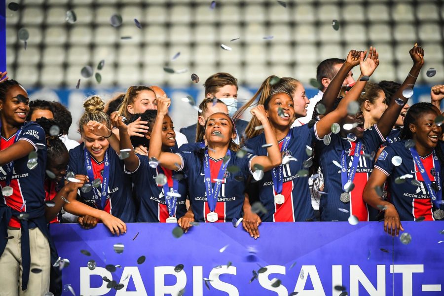 Les images du PSG ce vendredi: Championne de D1 et match internationaux