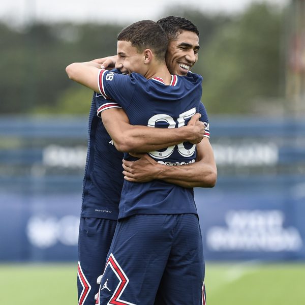 Les images du PSG ce mercredi: PSG/Le Mans et signature de Gianluigi Donnarumma