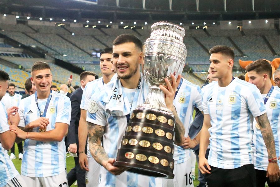 Paredes évoque le trophée du PSG pour le succès en Copa America et l'arrivée de Messi