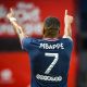 Mercato - L'entourage de Mbappé pousserait pour une prolongation au PSG 