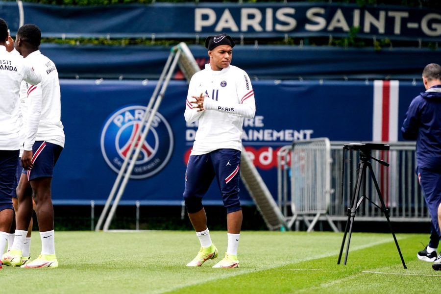 Garder Mbappé serait « un non-sens économique et un très mauvais buzz », selon Sanfourche