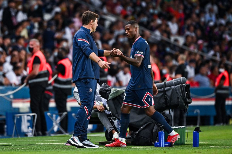 Wijnaldum a donné des consignes à la mi-temps de PSG/Strasbourg