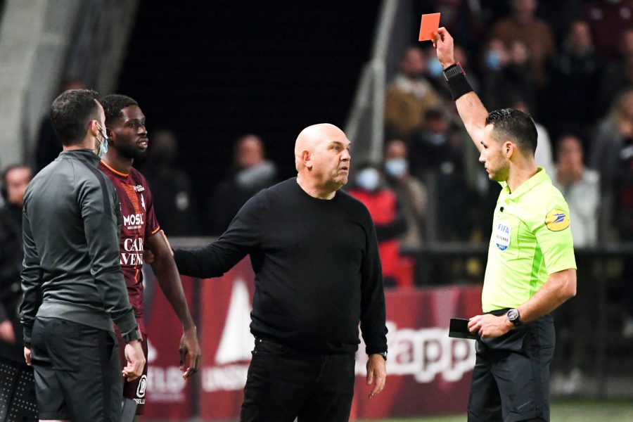 Metz/PSG - Antonetti s'en prend à Mbappé et à l'arbitrage en faveur de Paris