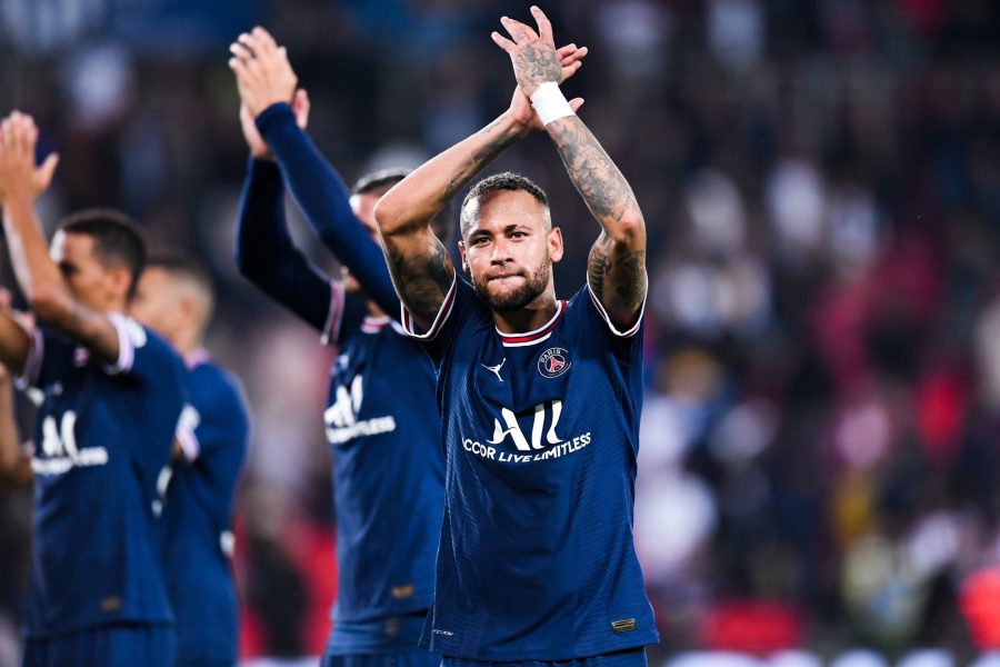 Neymar se confie : le documentaire, son image, ses proches et sa force mentale