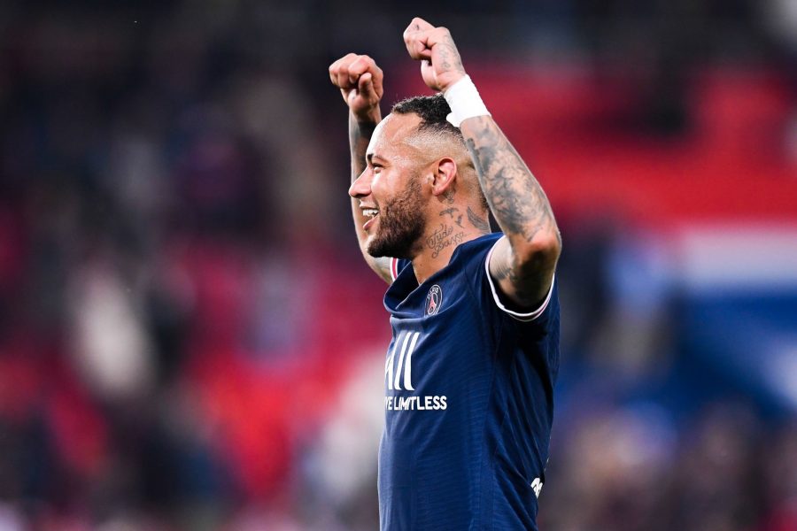 Neymar «peut encore gagner le Ballon d'Or», selon Djellit