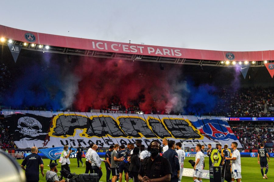 Phil Collins à chaque entrée de joueurs au Parc des Princes, c'est bien fini