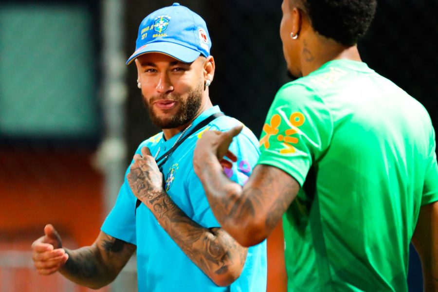 Bitton affirme que Neymar "ne supporte pas la pression"