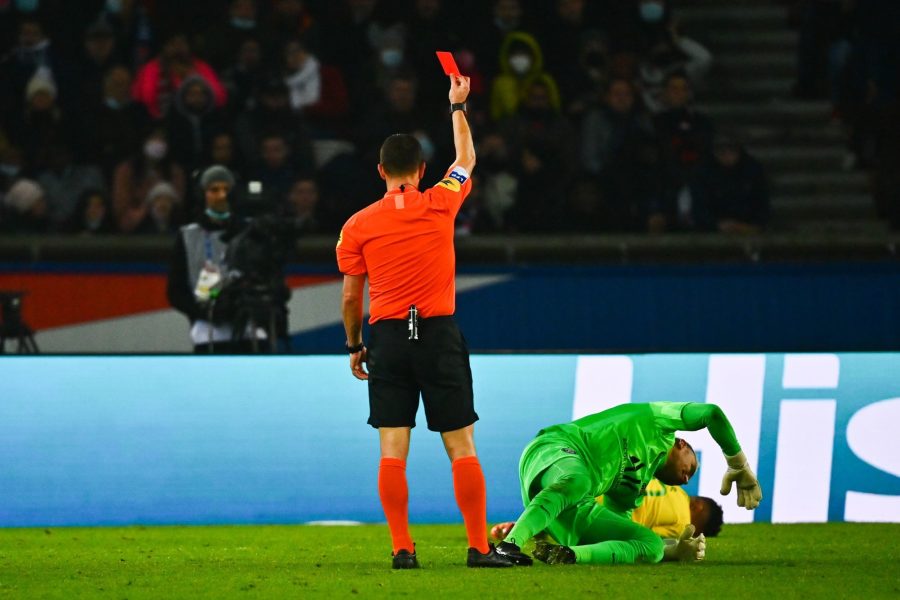 Ligue 1 - Navas suspendu pour 1 match ferme et 1 match avec sursis