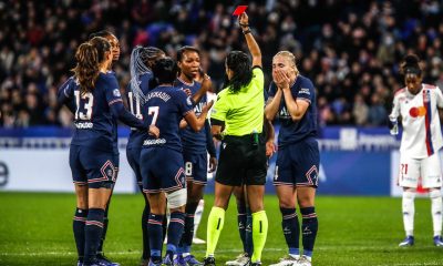 carton rouge psg feminines