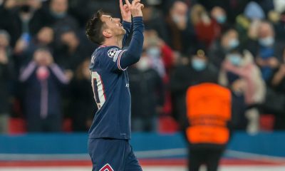 Messi "évolue" et est "plus en jambes", souligne Domenech 
