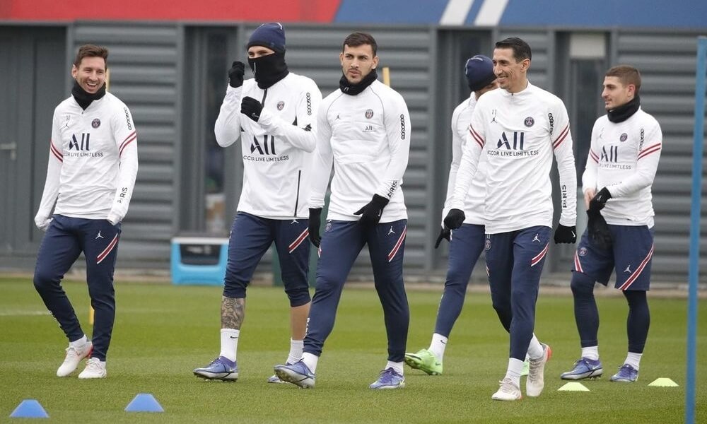 Les images du PSG ce vendredi: entraînement, bilan de mi saison par Verratti