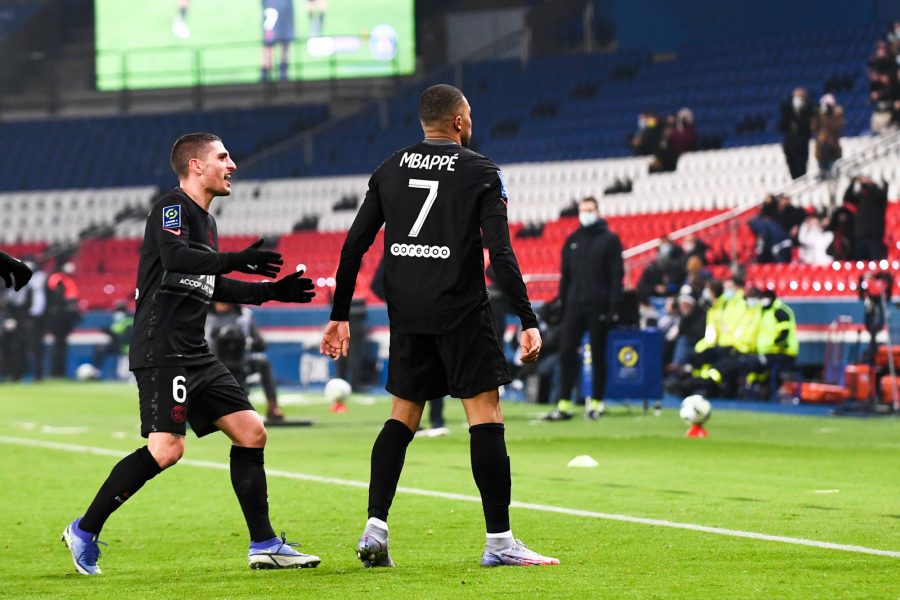 Un départ de Mbappé obligera le PSG à voir le foot «comme un sport collectif», analyse Schneider