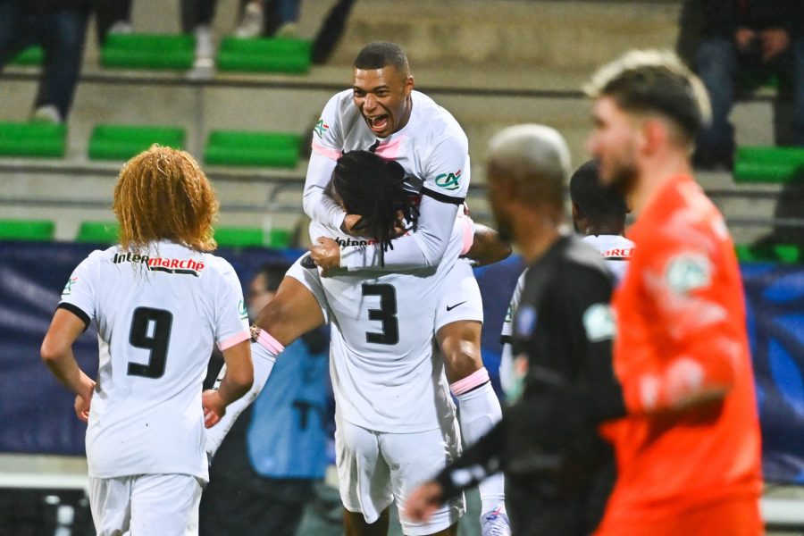 Vannes/PSG - Mbappé évoque la victoire et ses souhaits pour 2022 "plein de titres"  