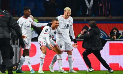 PSG/Rennes - Revivez la victoire auprès des joueurs parisiens