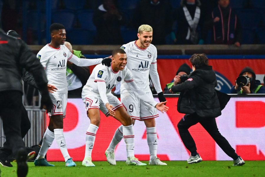 PSG/Rennes - La célébration du Parc des Princes du but de Mbappé en vidéo