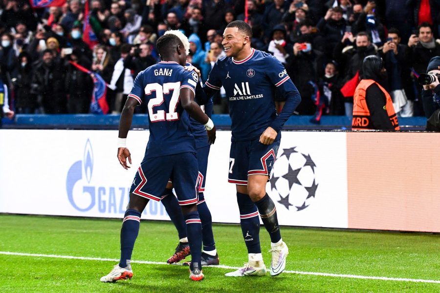 Mbappé soutient Gueye, visé par des messages de colère et d'insultes