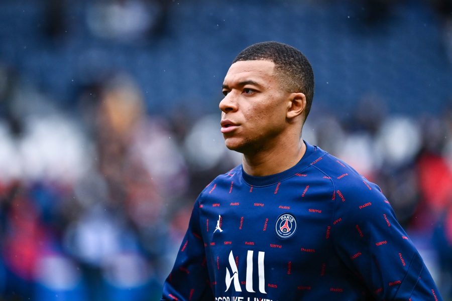 Mbappé compterait « annoncer qu'il va rester » au PSG en fin de saison