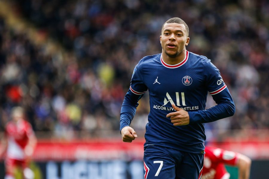 Mercato - Mbappé se dirigerait vers une prolongation au PSG !