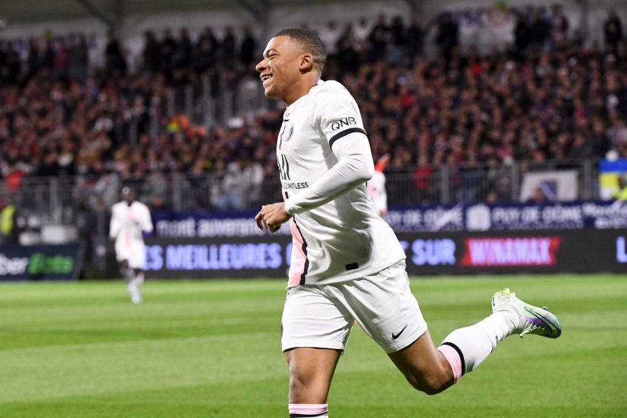 Mercato - Mbappé, discussions avec le PSG à Doha confirmées