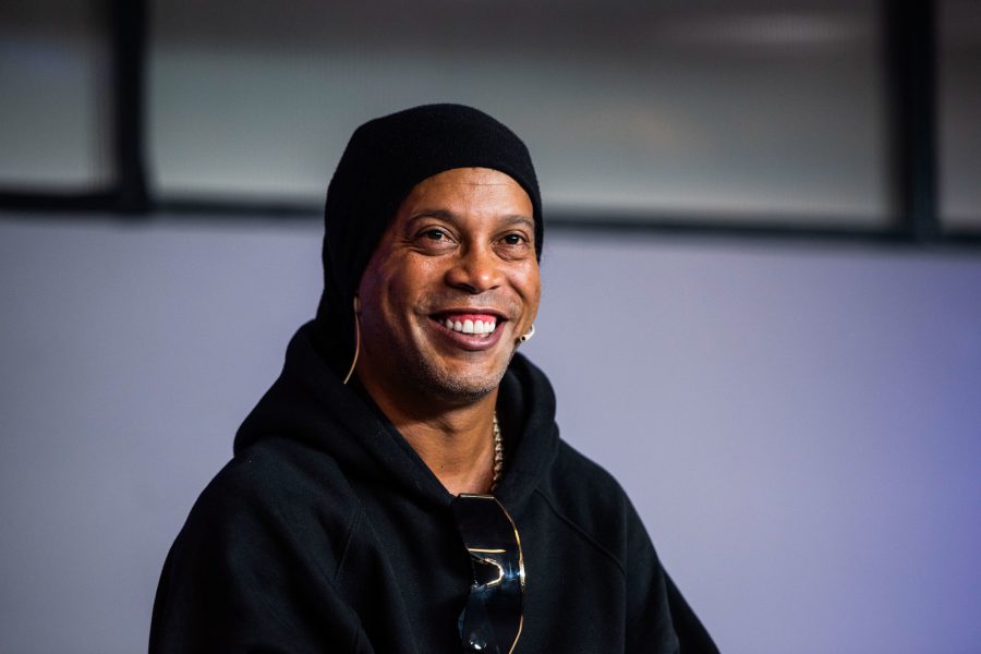 Ronaldinho veut voir Mbappé tout gagner avec le PSG « ce serait merveilleux »